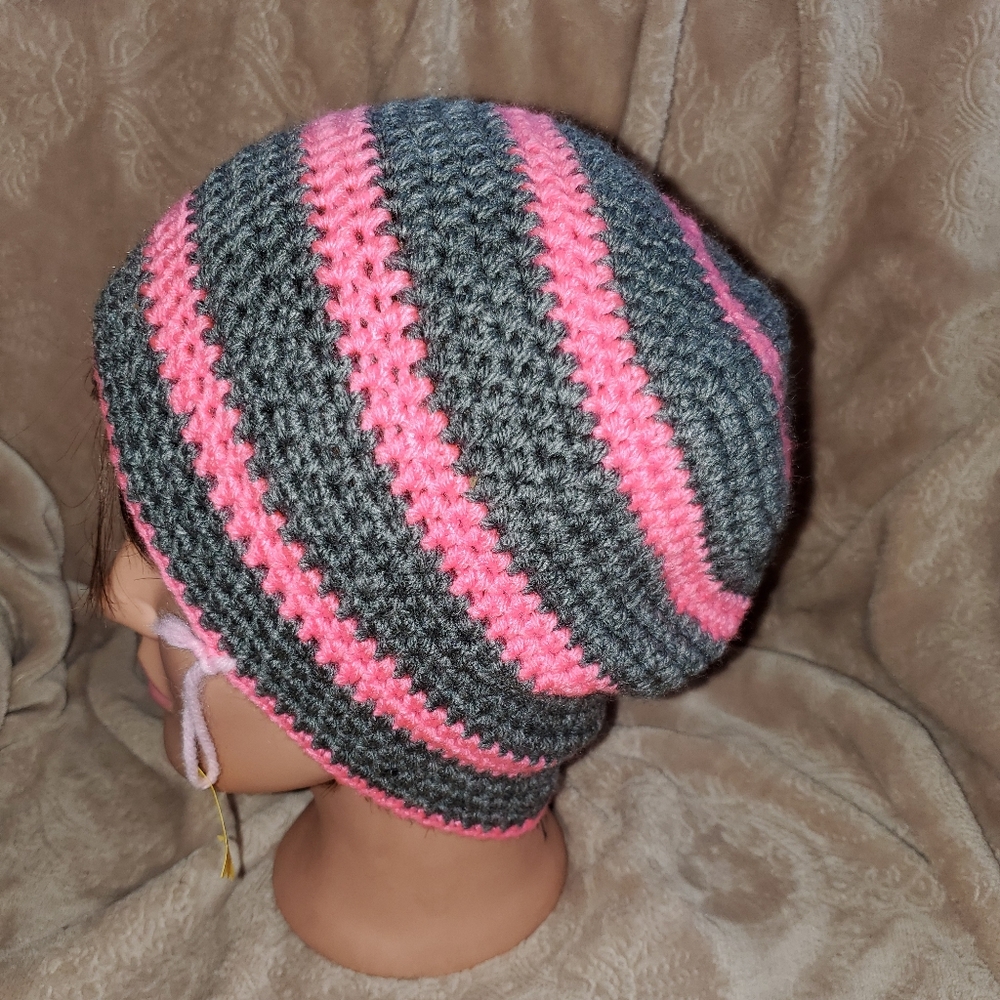 Crocheted slouchy beanie hat